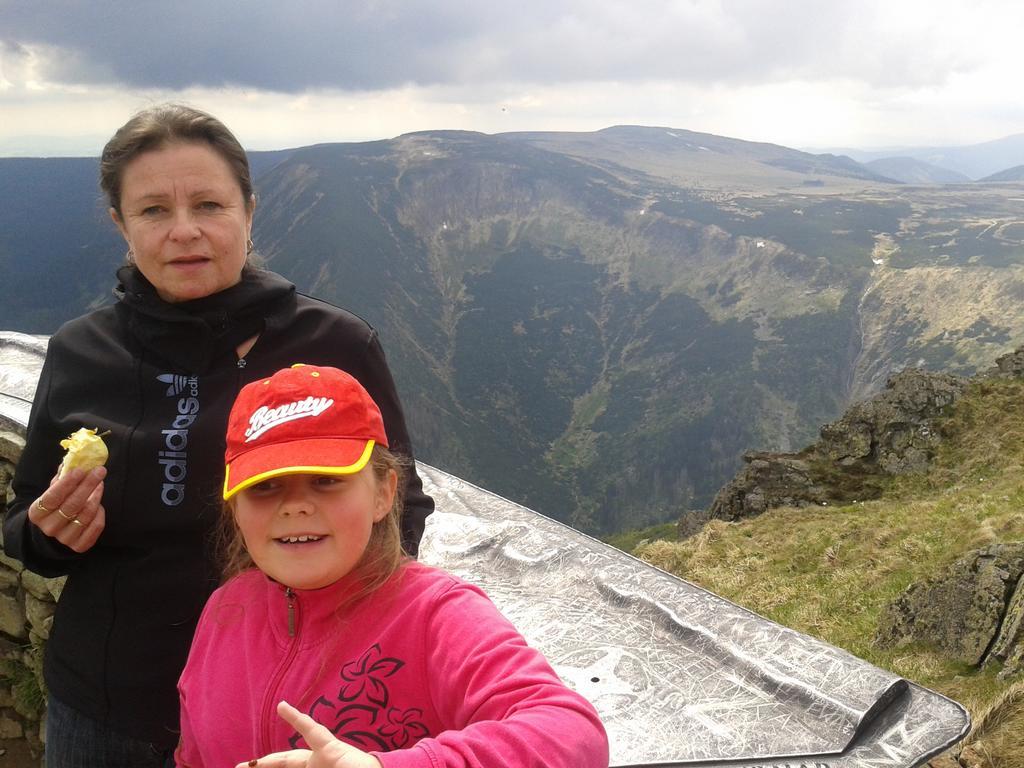 Wellness Pension Iveta Žacléř Bagian luar foto